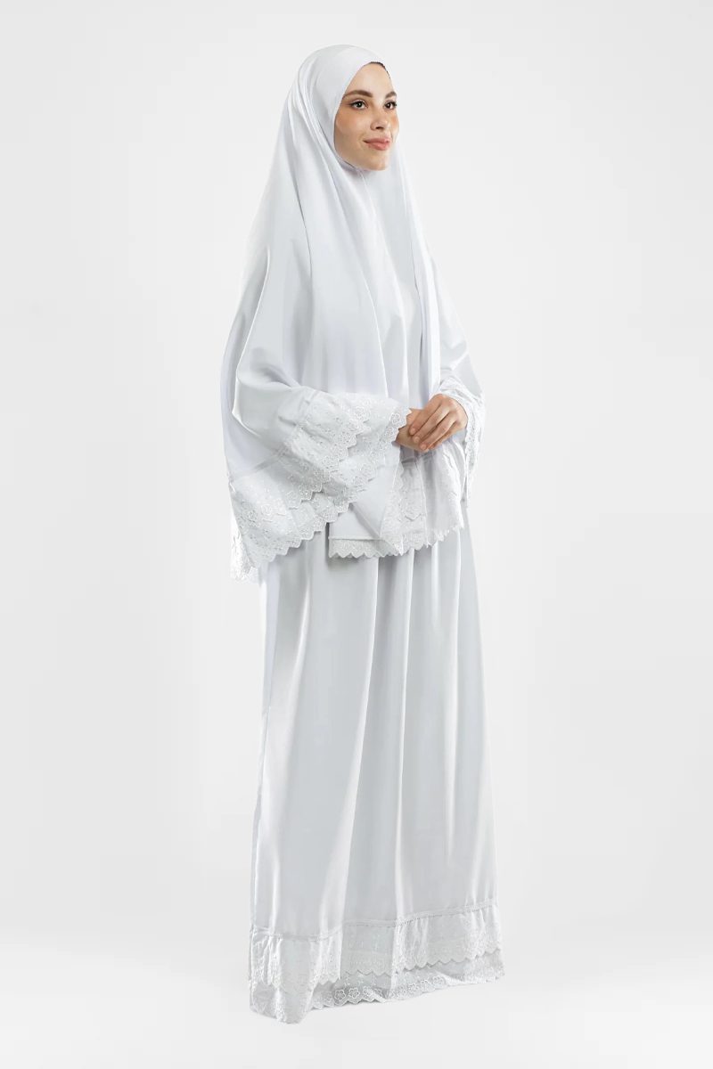 White Dantelle Prayer Wear