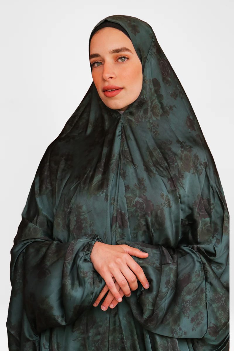 Holy Aura in Green Khimar
