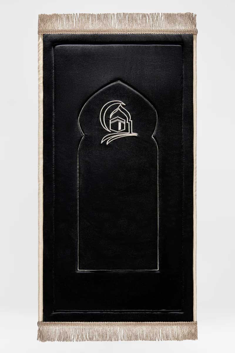 Black Kaaba Embroidery Prayer Mat