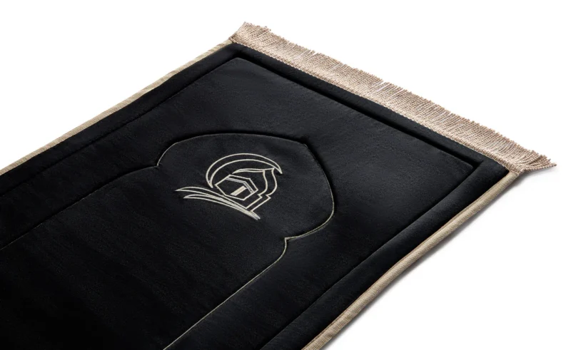 Black Kaaba Embroidery Prayer Mat - Image 3