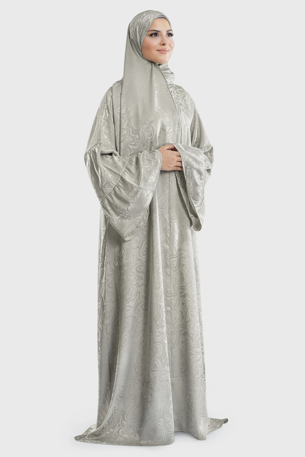 Silver Sage A Dream In Satin Prayer Dress - الصورة 2